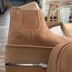 UGG BOOTS