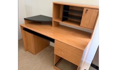Wood Computer Desk with Hutch and Storage