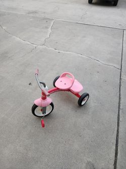 Radio Flyer Kids Tricycle Pink