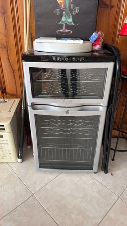 Avanti Wine Cooler – Dual Zone