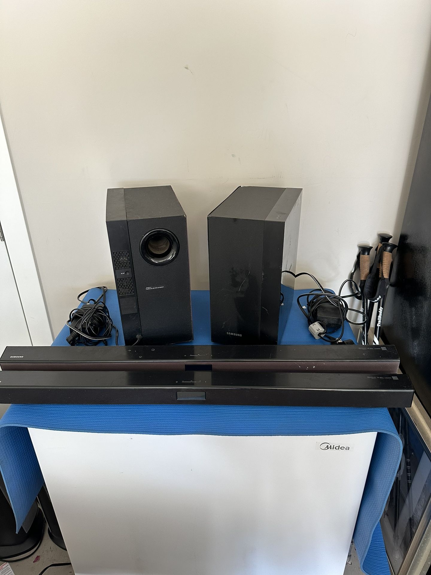 Samsung PS-WH450 Wireless Subwoofer with HW-H450 Sound Bar #U1956