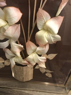 Elegant Picture on a box