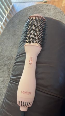 Hair blow dryer brush