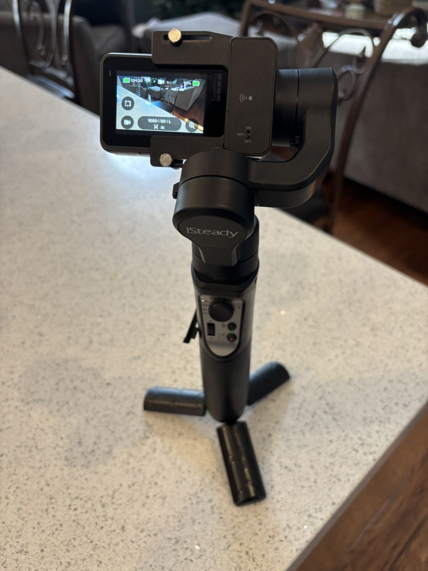 Go Pro Hero7 + Accessories