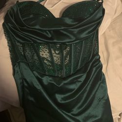 Elegant Emerald Green Dress