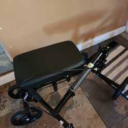 Knee Walker/scooter