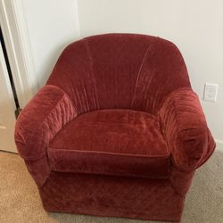 Swivel Club Chair