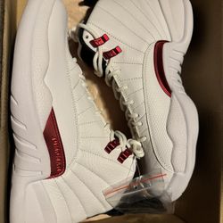 Jordan 12 Twist Size 8 ds 