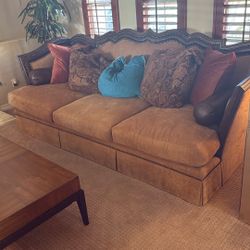 Living room Couch. Solid Wood 