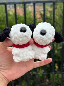 Crochet Snoopy plushies