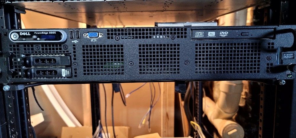 Dell Poweredge R805