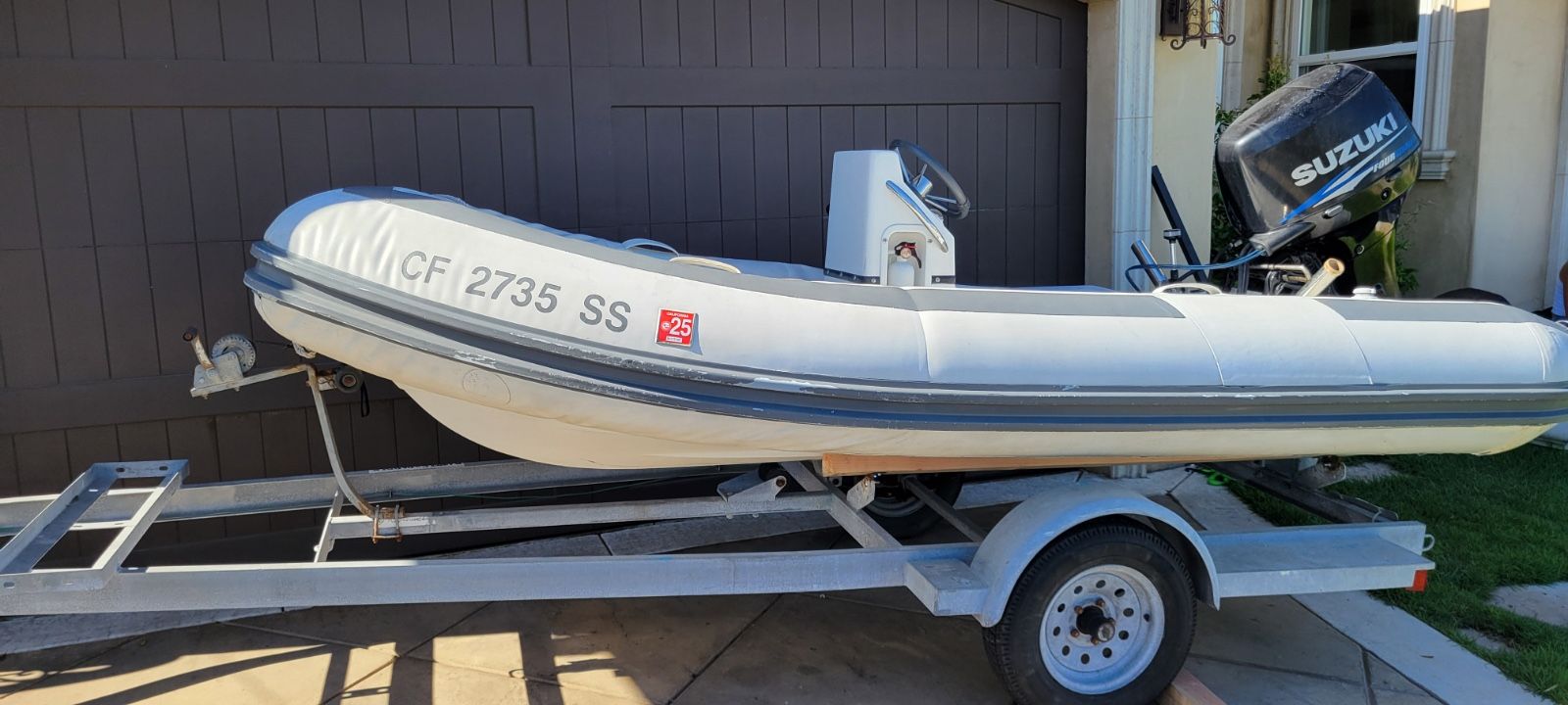 1995 NOVURANIA Inflatable Dinghy