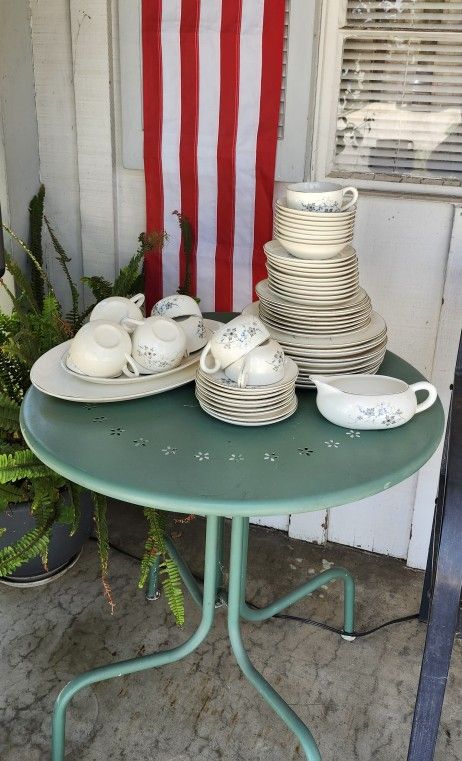 59 Piece Vintage Harmony House China