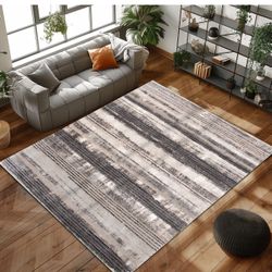 8/10 Brand New Rug Modern 