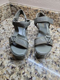 Guess platform shoes 7m