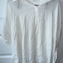 Women’s Blouse(s) 