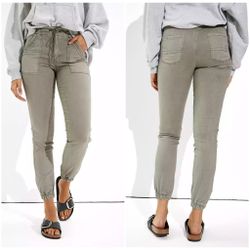 AE Stretch High-Waisted Jegging Jogger 