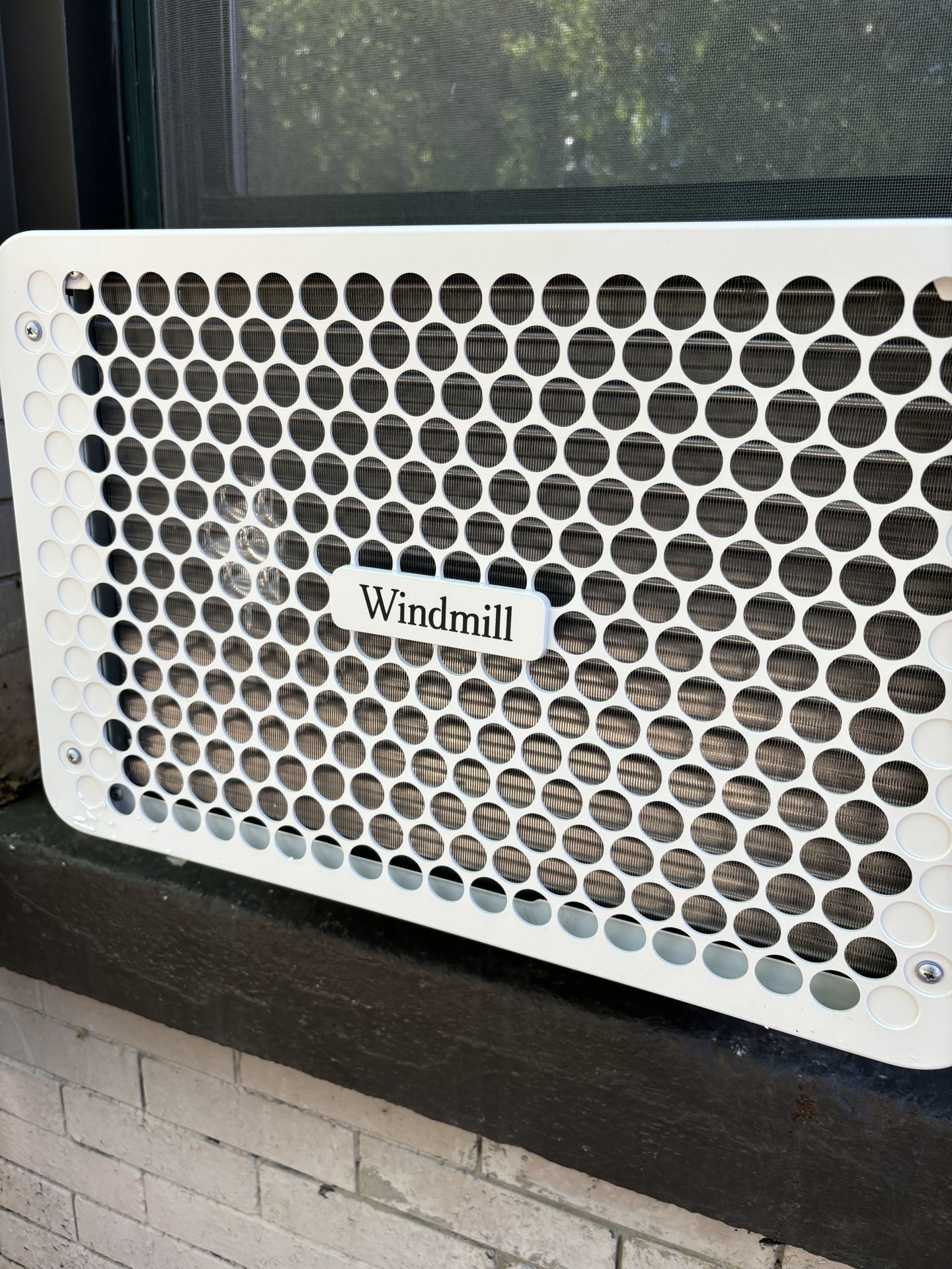 Windmill 10,000 BTU AC unit, remote control, Window Unit Air Conditioner