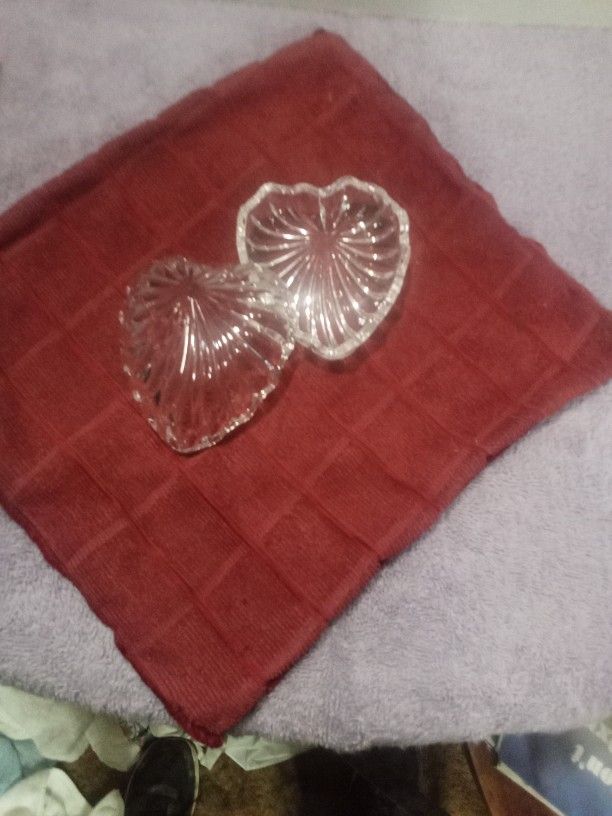 3" Glass Heart With Lid