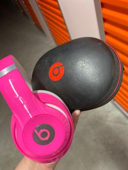 Beats by Dre headphones