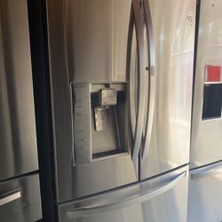 Lg French Doors Stainless Steel Refrigerator 