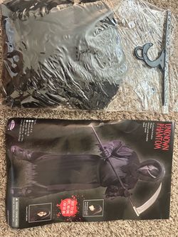 Unknown phantom youth costume size M