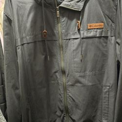 Columbia light jacket mens medium
