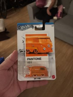Hot Wheels Silver Series Kool Kombi Pantone Orange Volkswagen Van Diecast 1:64