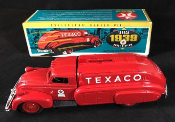 1939 TEXACO DODGE AIRFLOW (Locking) BANK ERTL DIE CAST COLLECTORS SERIES #10 Stock # 9500 NEW LOW PRICE!