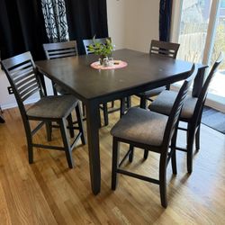 Kitchen Table 7 Pieces 