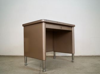 1950’s Midcentury Modern Steelcase Tanker Desk
