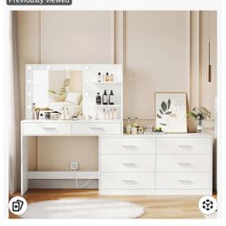 Vanity/dresser With Mirror And lights NEW