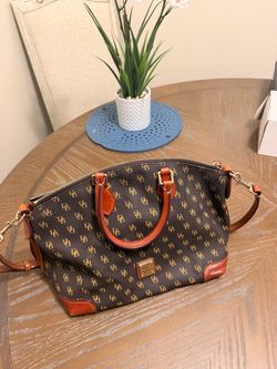 Dooney & Bourke Purse