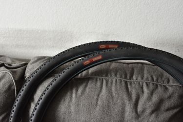 Bell Gravel or Hybrid Bike Tires