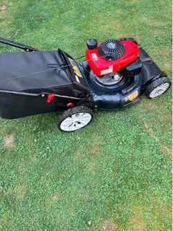 Honda Troy Bilt self propelled lawnmower