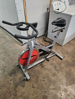 Stationary Cycle Bike.
Fitness Pro II Stationary Indoor Cycling Bike
SF-B1995