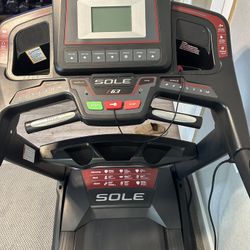 Sole Treadmill 