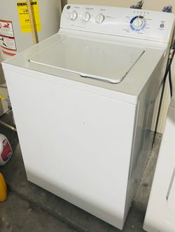 Electric Washer/Gas Dryer Set