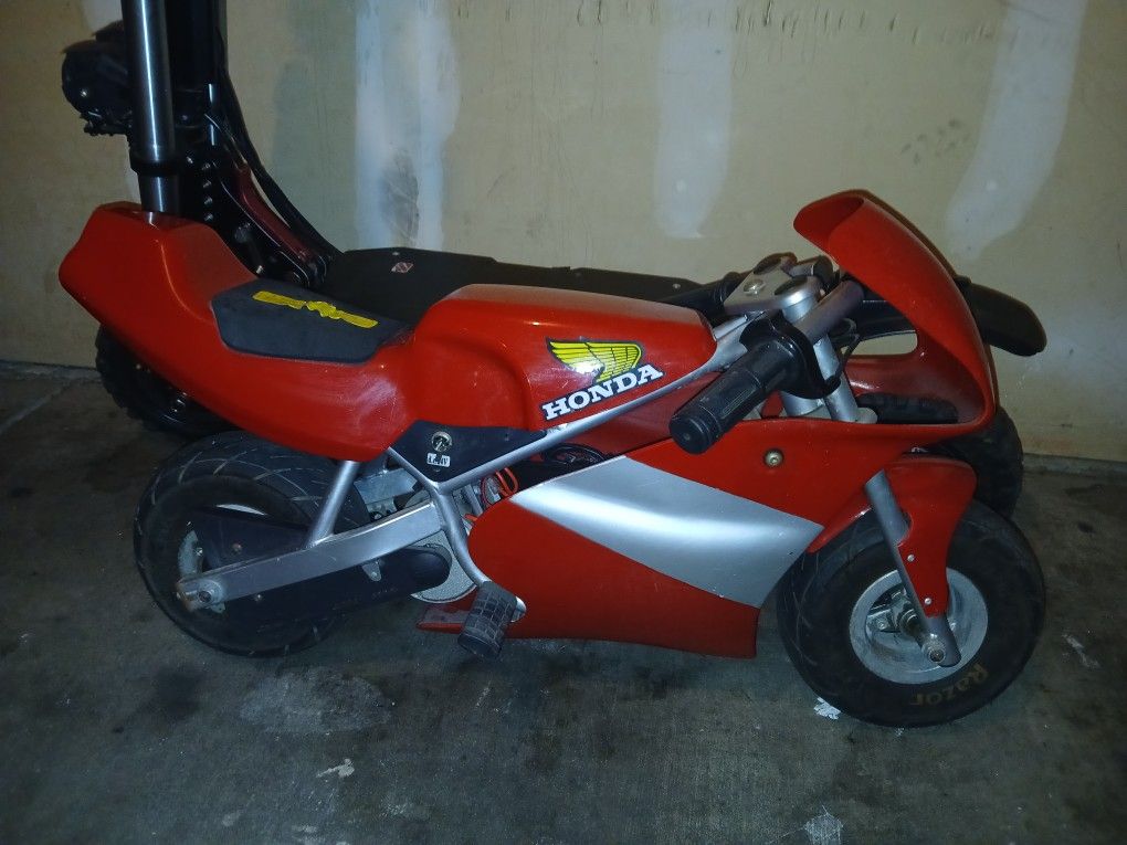 Razor Packet Racket Mini Bike