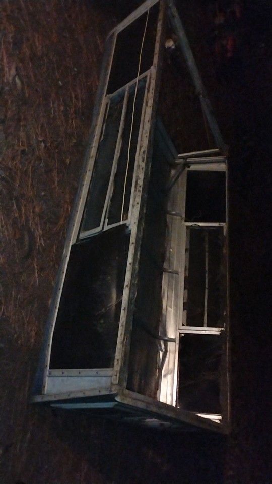 Camper Shell With Windows