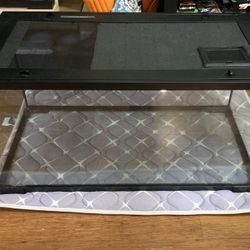 Reptile Enclosure- 36 x 18 x 18 (40 Gallon)