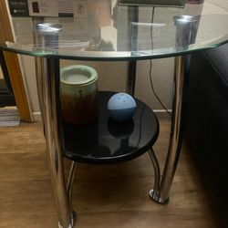 2 Mesas Tables