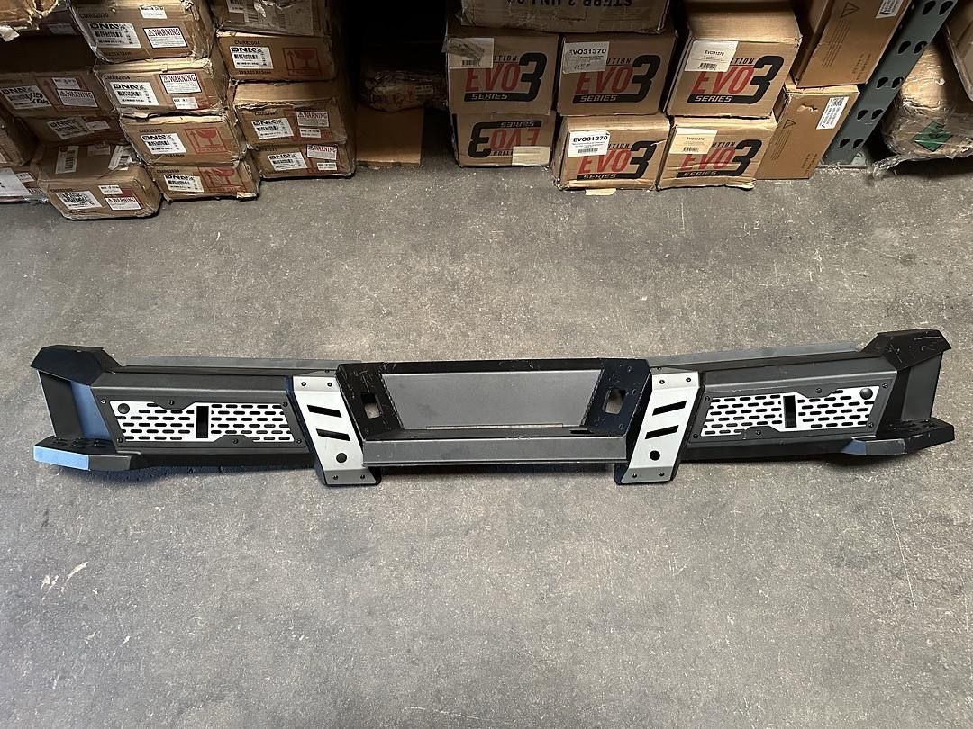 LA Zona Auto Parts 2022 to 2024 Ford F250 F350 F450 F550 Metal Off Road Back Bumper Defensa Trasera Metal Off Road