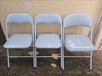 lot of 3 folding chairs (FAIR condition due to 1 rip and paint marks) $20 FIRM for ALL!