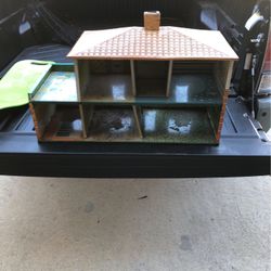 Vintage Metal Doll House