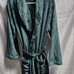 Luxurious Green Cozy Women's Robe Size S/M
