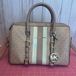 Authentic Michael Kors Purse 