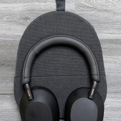 Sony WH-1000XM5 SA Wireless Over-Ear Wireless Headphones - Black