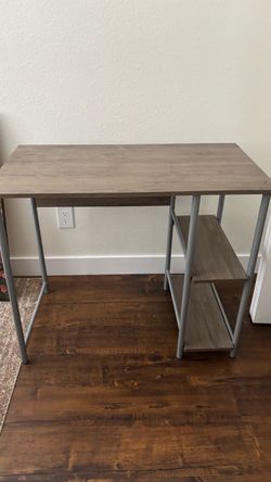 Free desk