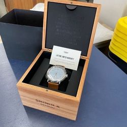 Shinola The Runwell Blue Dial Leather Strap Mens Watch